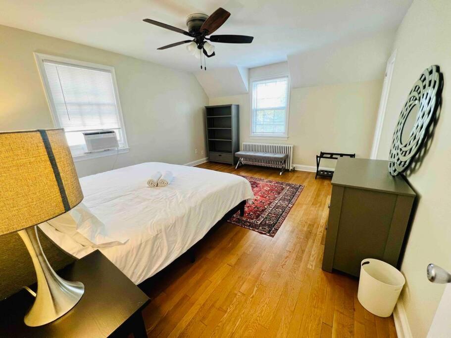 צ'בי צ'ייס Dc'S Best Location 4 Bed With Parking Walk To Metro And Nightlife Bethesda Row מראה חיצוני תמונה