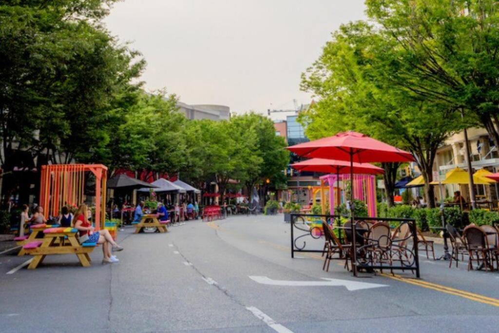 צ'בי צ'ייס Dc'S Best Location 4 Bed With Parking Walk To Metro And Nightlife Bethesda Row מראה חיצוני תמונה