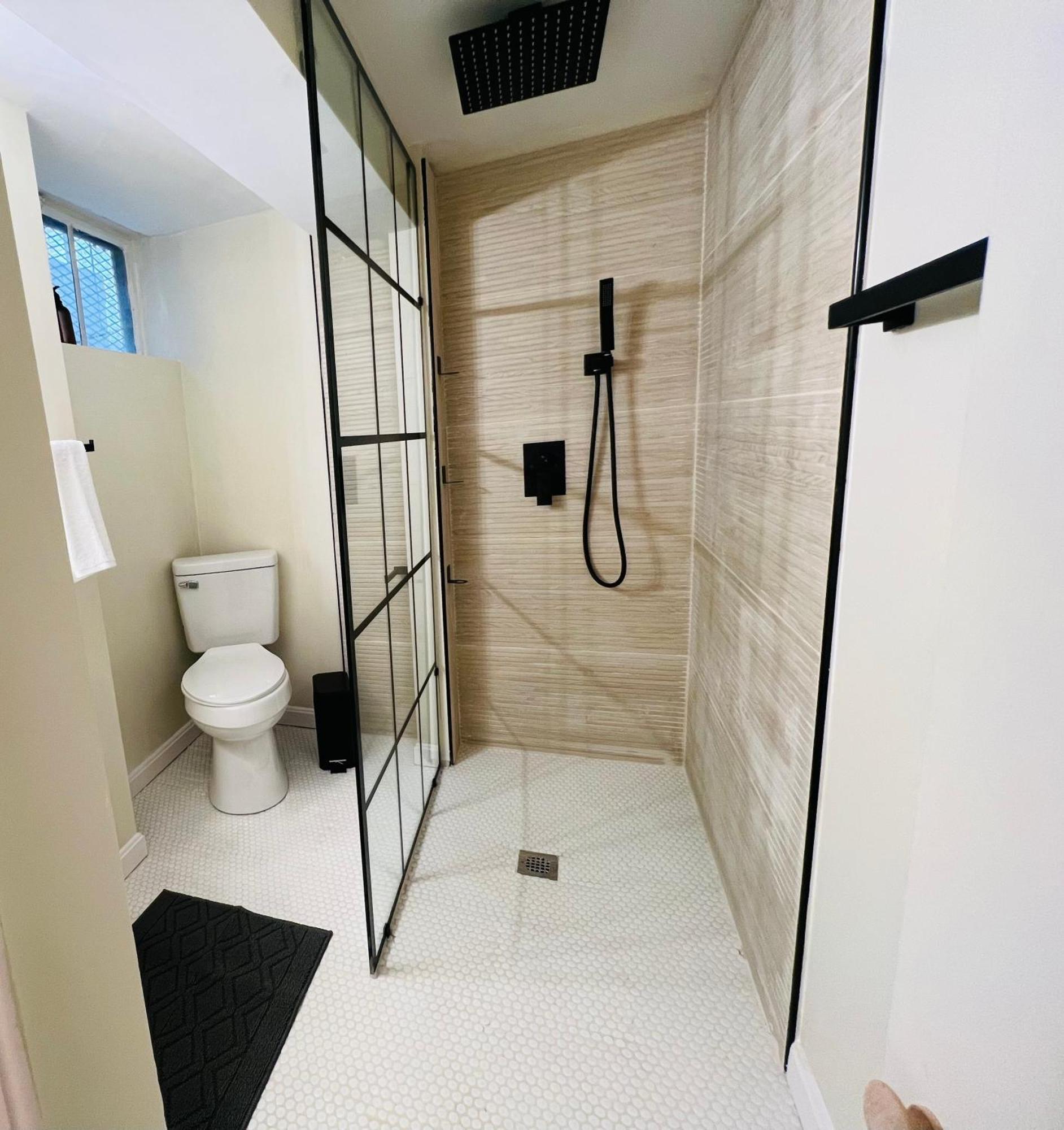 צ'בי צ'ייס Dc'S Best Location 4 Bed With Parking Walk To Metro And Nightlife Bethesda Row מראה חיצוני תמונה